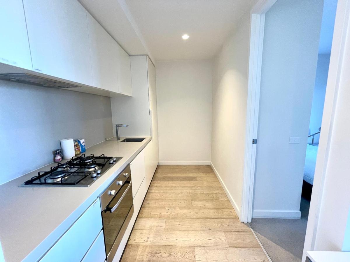 Readyset Apartments At Empire Melbourne City Exterior foto