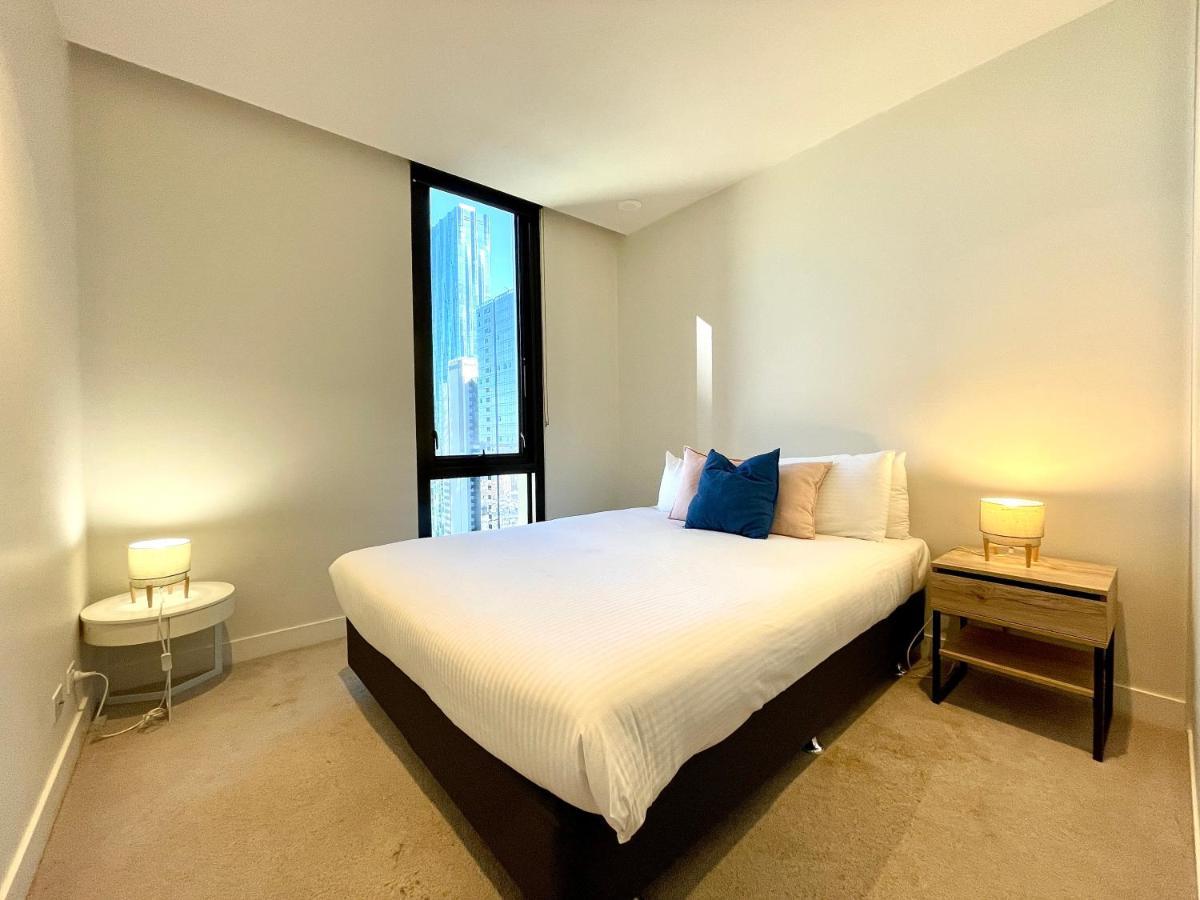 Readyset Apartments At Empire Melbourne City Exterior foto